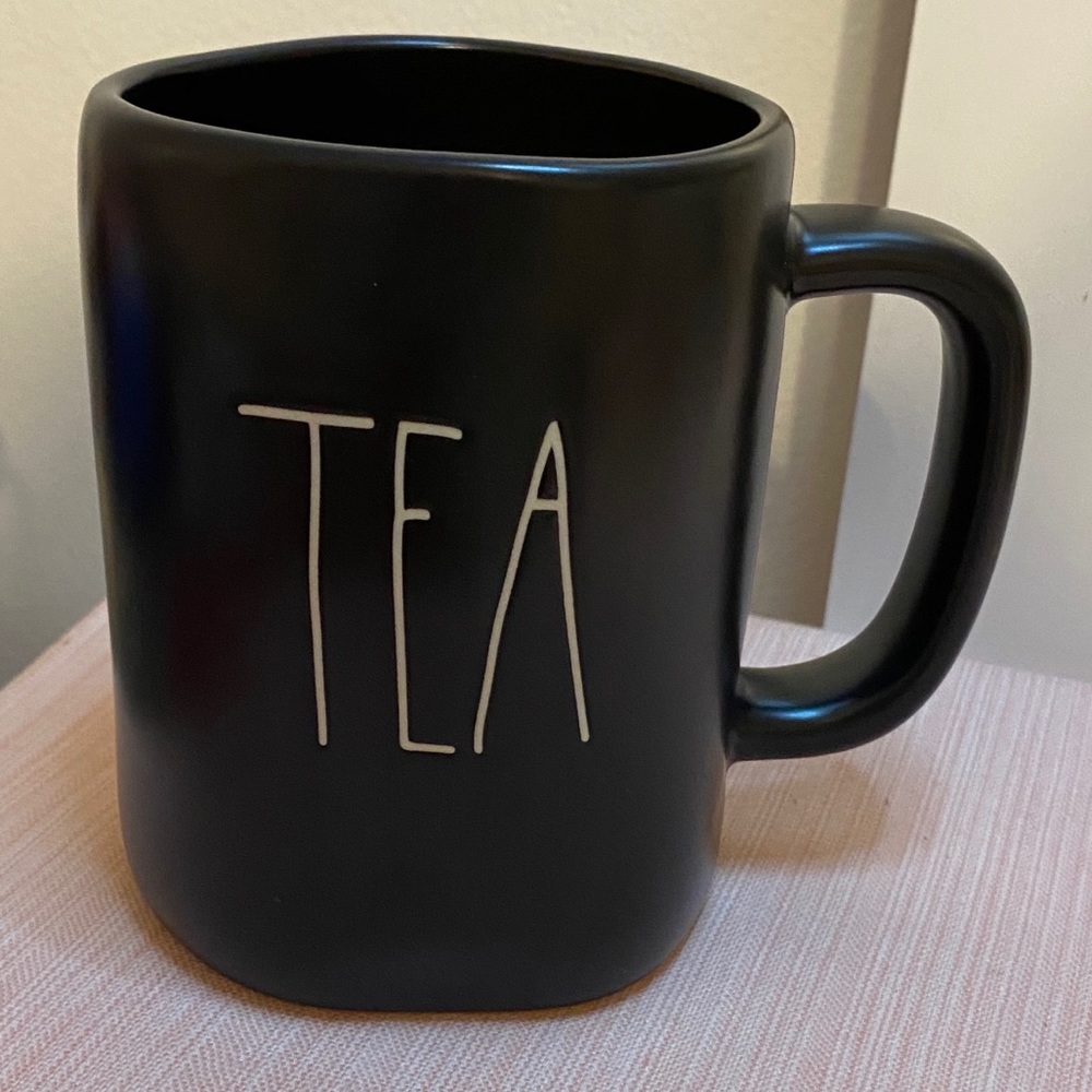 Rae Dunn black tea mug